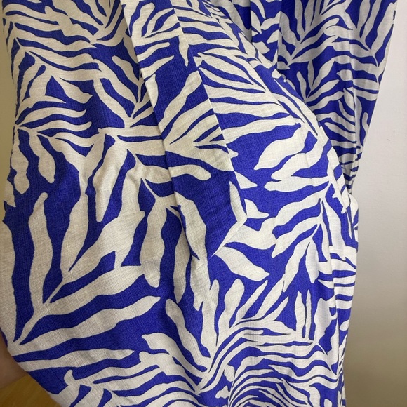 Blue and White Zebra Print wide Leg Light Pants - Picture 4 of 5